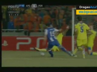 Resumo Liga dos Campeões Grupo G - 4.ª Jornada APOEL 2-1 FC PORTO