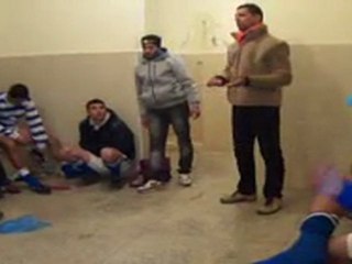 فرحة لاعبي ح الناظور في م الملابس