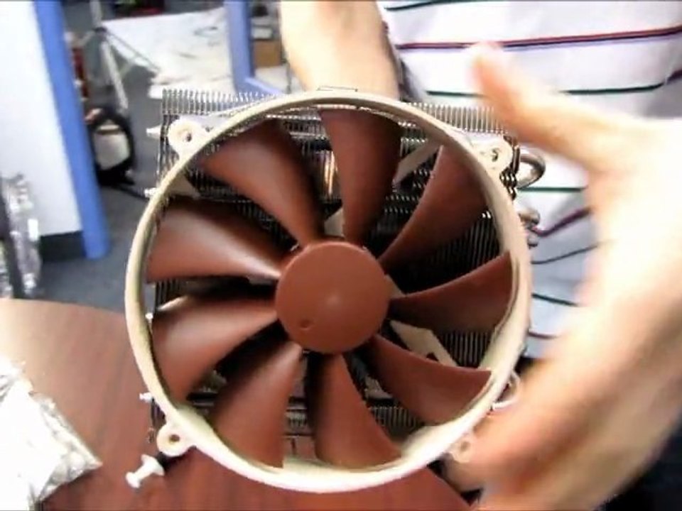 Noctua NH-C14 Silent Heatpipe Heatsink Unboxing & First Look Linus Tech Tips