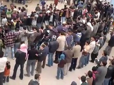 فري برس حمص الحولة المحتلة مظاهرة تنادي باسقاط النظام 6 2 2012