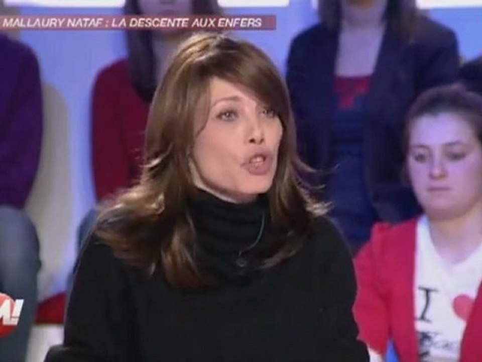 Mallaury NATAF  "J.L. AZOULAY est un escroc"