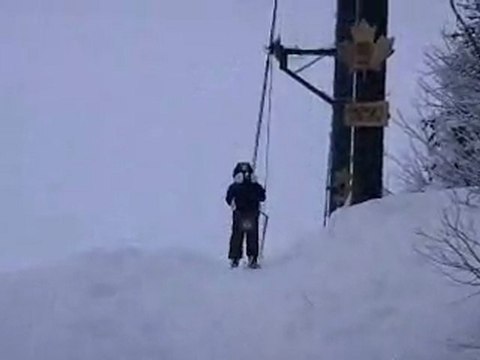 gocanada 20120129 Chacha on the green lift