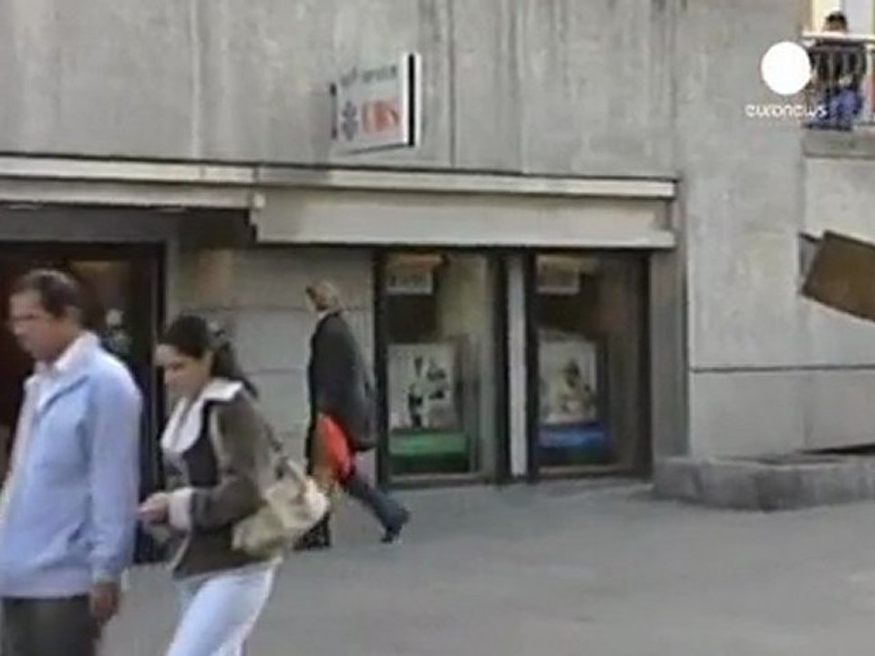 UBS: utile netto in deciso calo