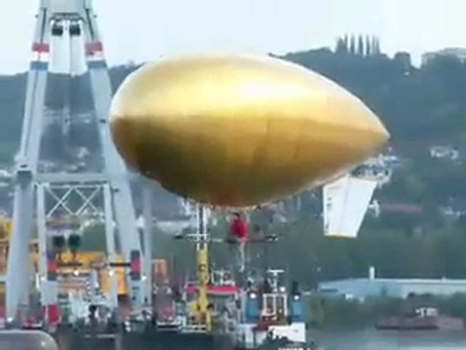 Stephane Rousson - Zeppelin (Zippy)