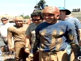 George Clooney Allows Cameras Into His L.A. Home!