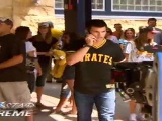 Zac Efron Dating Taylor Lautner's Ex?