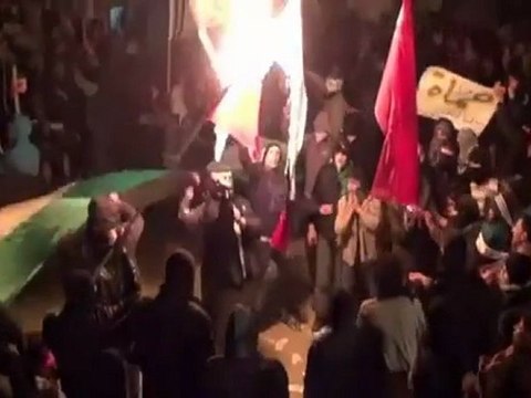 فري برس دمشق كفرسوسة مظاهرة رائعة نصرة لداريا وحمص ومضايا 6 2 2