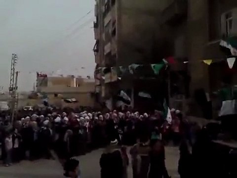 فري برس دمشق حي برزة مظاهرة طلابية 6 2 2012
