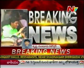 Y S Jagan Attacked With Eggs In Guntur