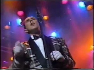 The Power Of Love (LIVE) / FRANKIE GOES TO HOLLYWOOD
