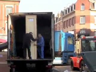 10-02-12 : les chefs-d'oeuvre du centre Pompidou sont arrivés à Cambrai
