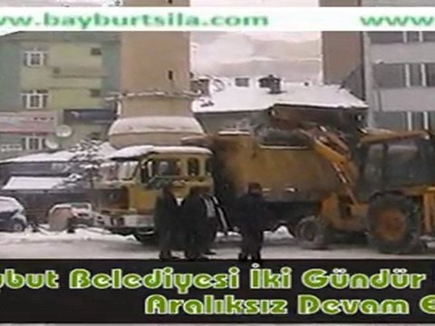 Belediye Karla mücadele çalışmalarına aralıksız devam ediyor