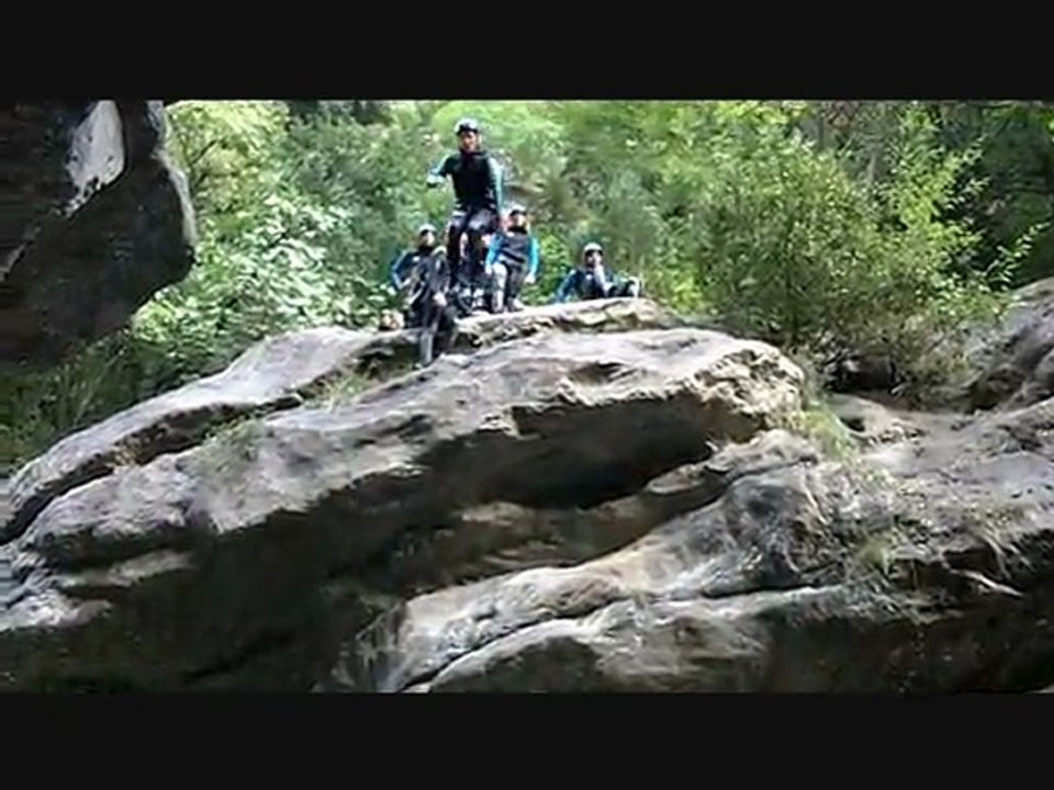 River Hike of the Loup Gorges with Base Sport Nature