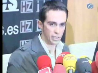 Alberto Contador en rueda de prensa: "No me dopé y pienso seguir compitiendo"