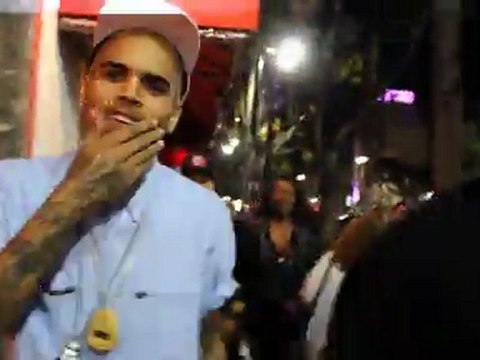 Chris Brown to Perform at Grammys