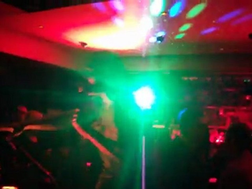 le feu au speakeasy