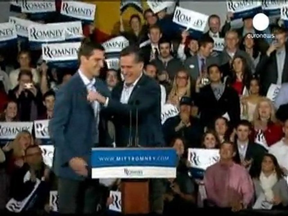 Santorum buoyed by Midwest hat-trick