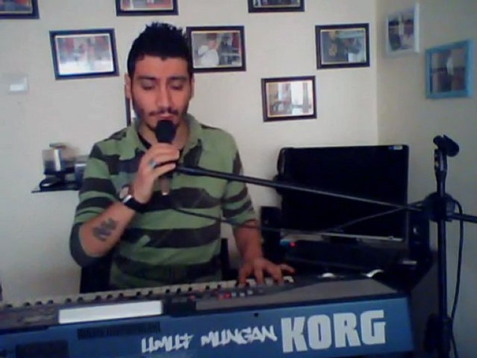 Yılın En iyi facebook şarkısı Seni Facebook"ta dürttürürmüyüm ?