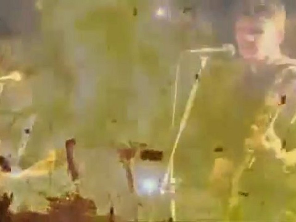 Fat Lip Grey Mullet - Mr and Mrs Smith (full Version)