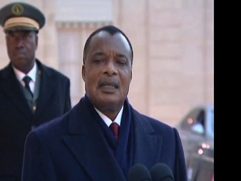 Entretien de Denis Sassou-Nguesso avec Nicolas Sarkozy à l'Elysée le 8 février 2012