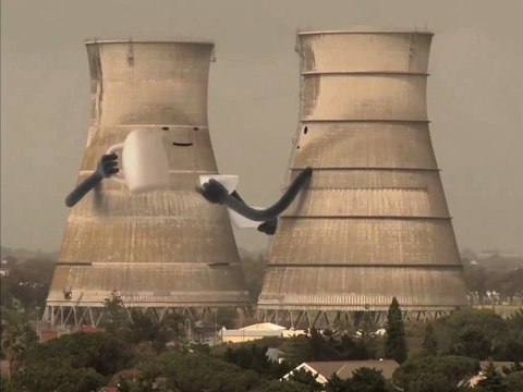 Ecotricity : des tours humaines s'effondrent