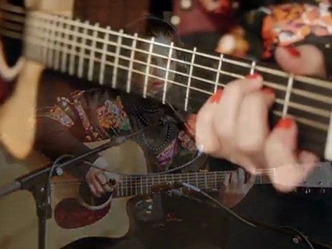 Live Emel Mathlouthi En Sol Majeur Rfi