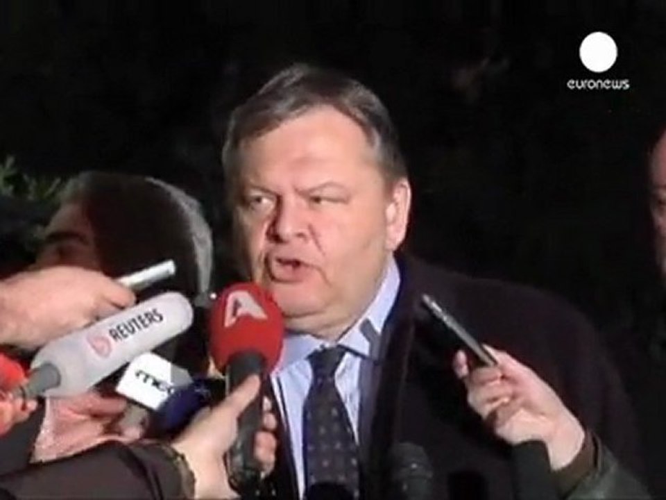 Greek gathering fails to agree on bailout deal terms