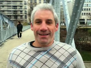 PRIX DU MEILLEUR SCÉNARIO 2012 - Les Pieds sur Terre