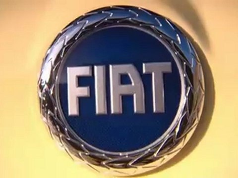 Fiat Panda arazide 4x4 ve Range Rover