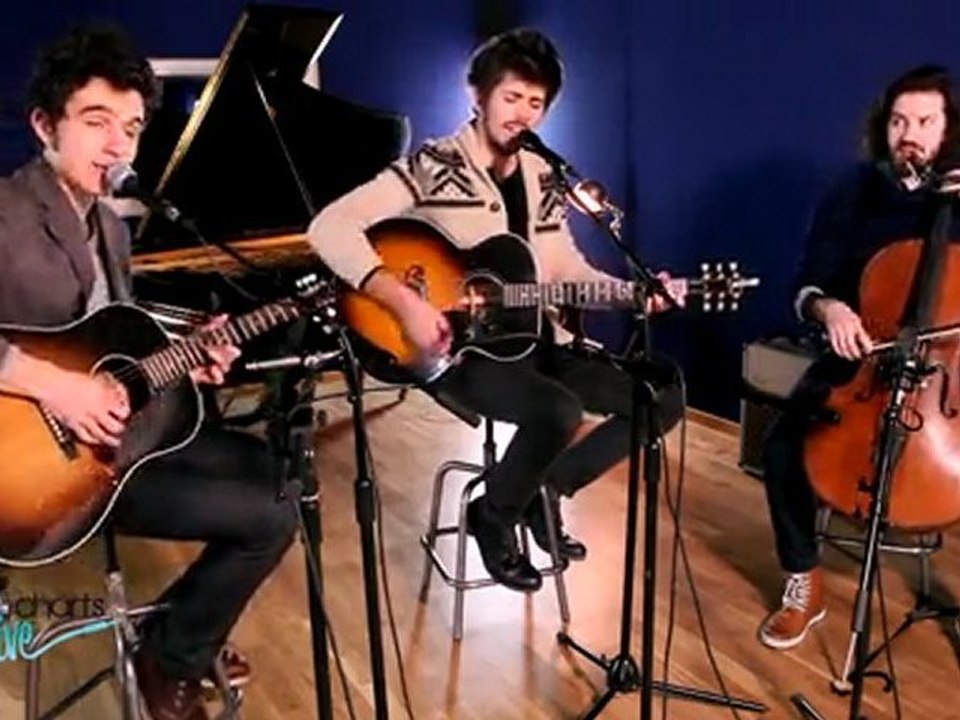 Revolver - "Wind Song" (Pure Charts Live)