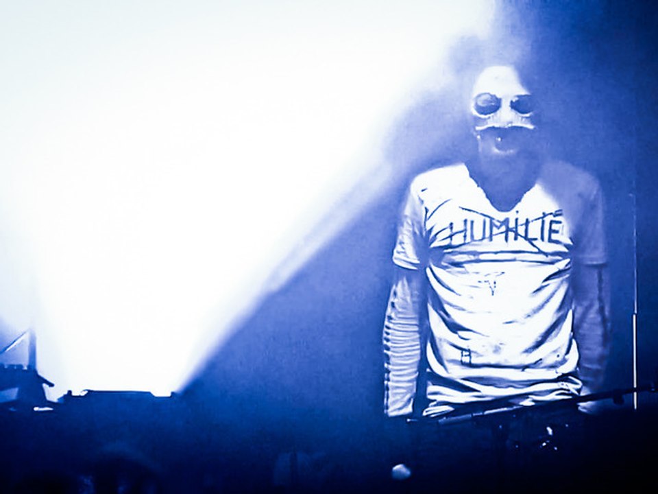 Stupeflip - Cold World [Live]