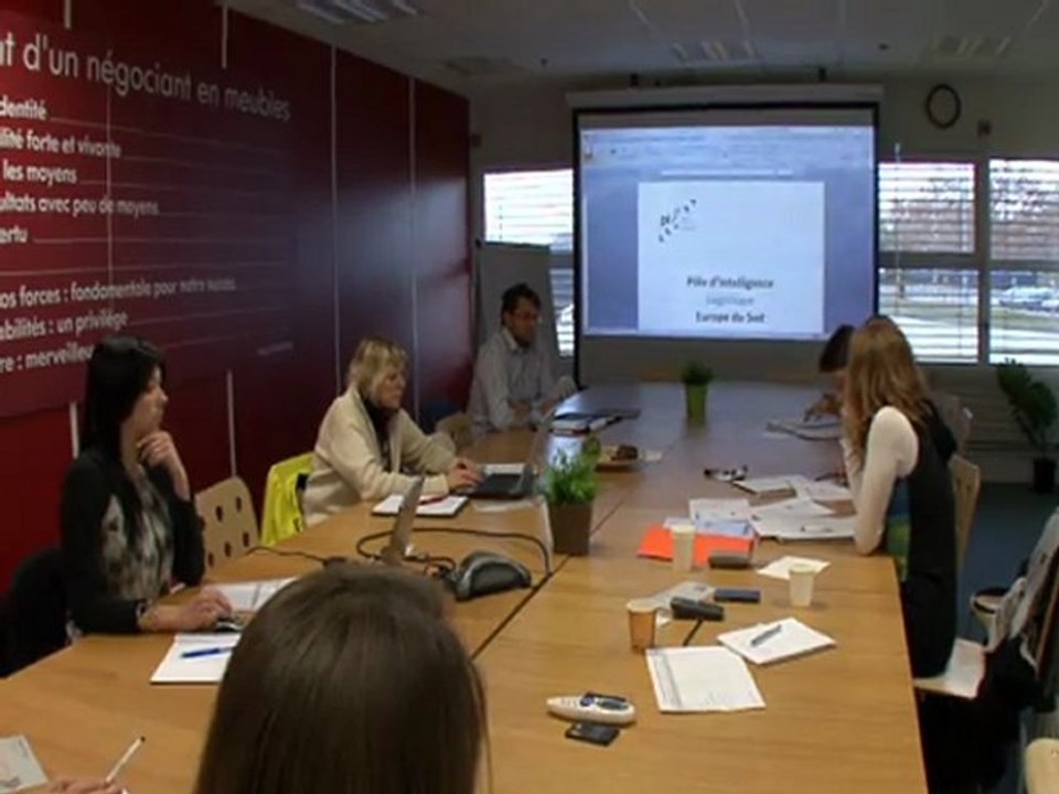 Pôle d'Intelligence Logistique Pil'es, votre expert de l'usine logistique, ses métiers, ses opérations, ses technologies