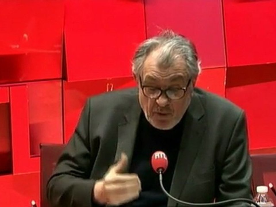 Serge July : "Nicolas Sarkozy : mise à feu avant décollage"