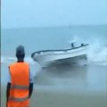 Régis accoste son bateau