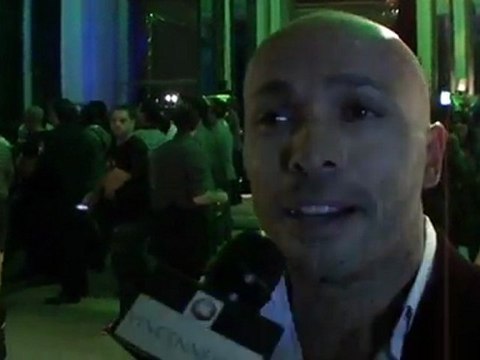 Eric & Ramzy rencontrent les caméras de Vincennes TV.fr et c'est le choc