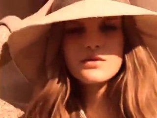 L'Officiel - Série Mode Juin 2011