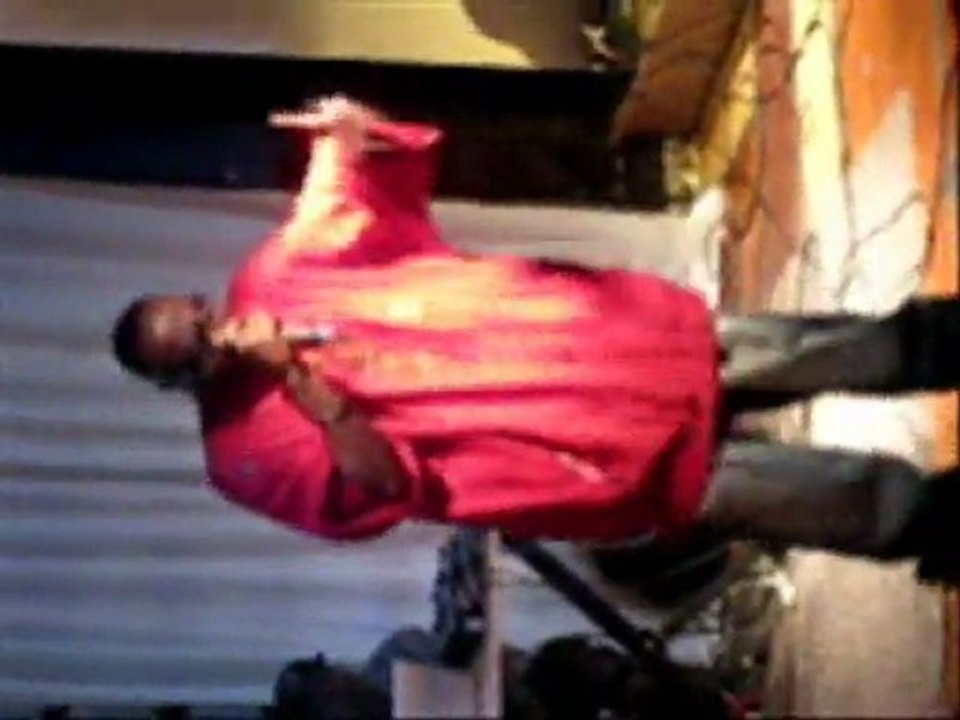 LIVE AT VIBE LOUNGE