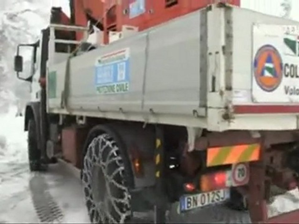 Icaro Tv. A Torriana sull'ape delle nevi