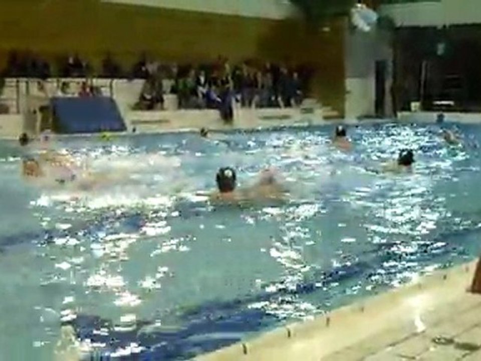 Match Water Polo AWPCvsCARENTAN 2012 02 04 3eme Quart temps 1-2
