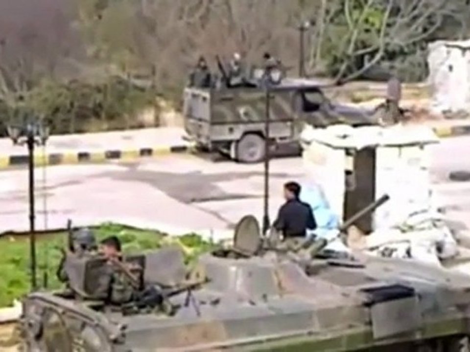 فري برس   ادلب  دركوش تحرك أليات الجيش الأسدي في دركوش 6 2 2012