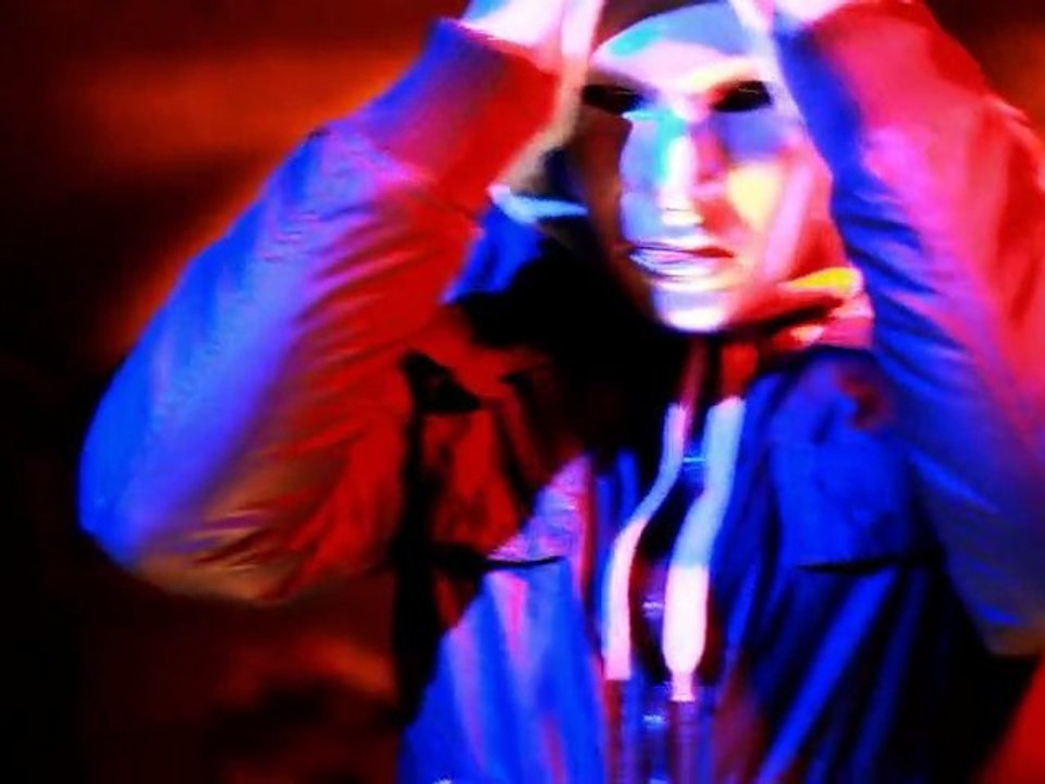 S.A " A l'ETAT BRUT " realisation ( yong-gfx film ) titre enregistré au studio MUSE 94