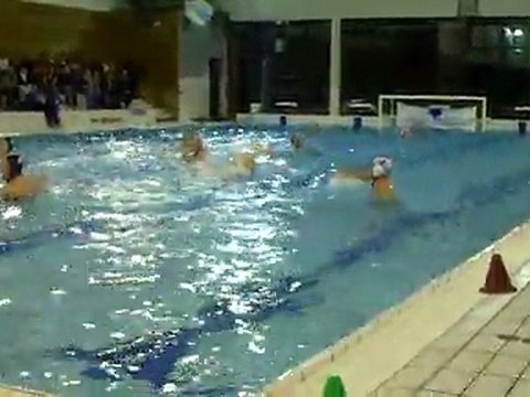 Match Water Polo AWPCvsCARENTAN 2012 02 04 3eme Quart temps 2-2