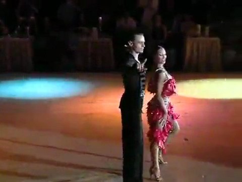 Slavik Kryklyvyy & Anna Melnikova dancing the Samba