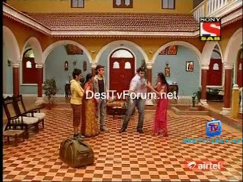 Chintu Chinky Aur Ek Badi Si Love Story - 10th February 2012 P3