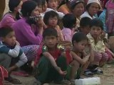 Refugees flee from Myanmar to China