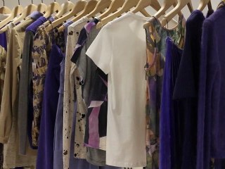 Dans le showroom de... Carven