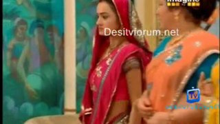 Baba Aiso Var Dhoondo - 10th February 2012 Video Watch Online P3