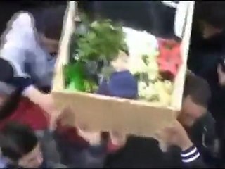 فري برس   حمص الوعر تشيع الشهيد حسين الحسين 8 2 2012