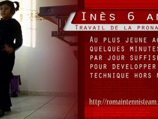 Ines tous les matins avant école