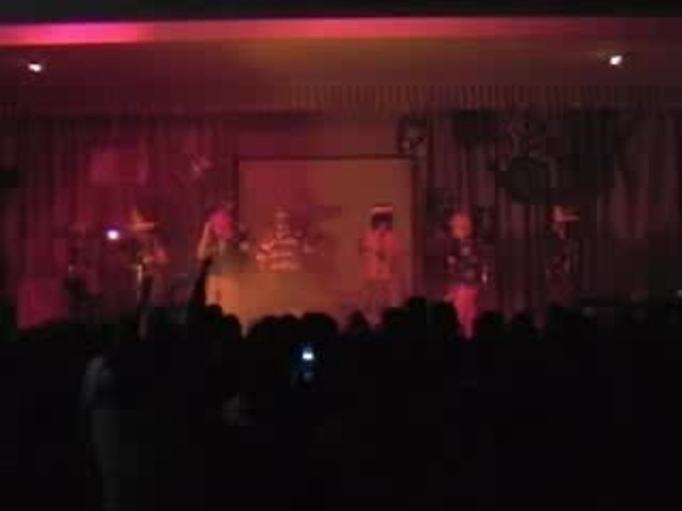 Moi lolita Groove boys